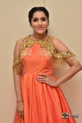 Rashmi Gautam At Next Nuvve Movie Audio Launch